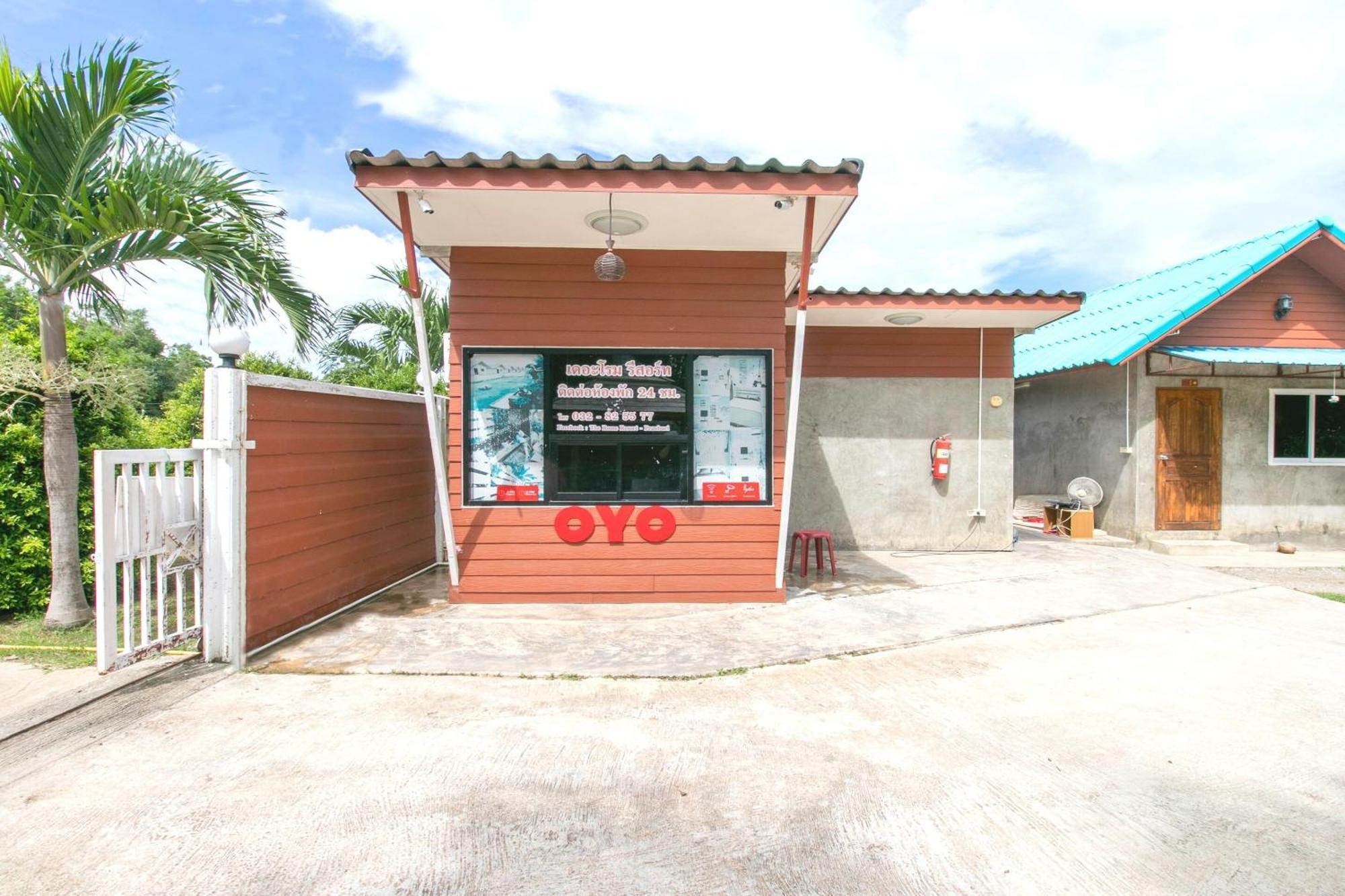 The Rome Resort Pran Buri Exterior photo
